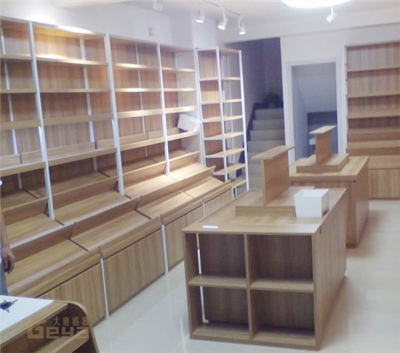 麒麟門(mén)零食展柜