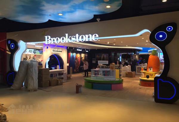 新街口東方商城宏圖三胞bootstones-商場(chǎng)展柜