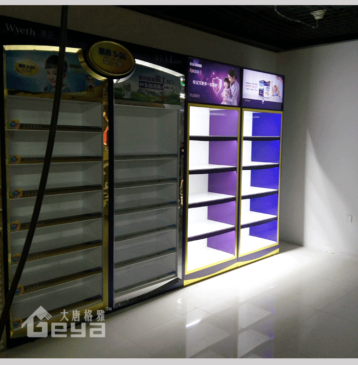 產(chǎn)品展示-雀巢奶粉展柜-南京新街口蘇寧商茂店