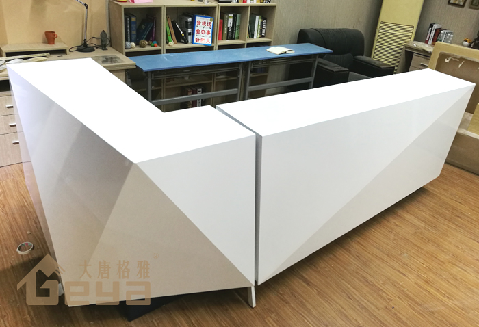 高端定制服務(wù)臺