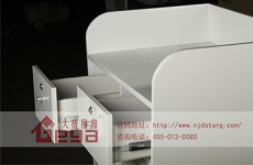 從細(xì)節(jié)看品質(zhì) 大唐格雅展柜設(shè)計(jì)好看也注重展柜細(xì)節(jié)