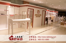 童裝展柜設(shè)計(jì)如何以情動(dòng)人-南京展柜廠專家講解