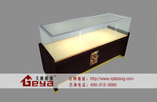 珠寶展柜制作的美觀性和實(shí)用性